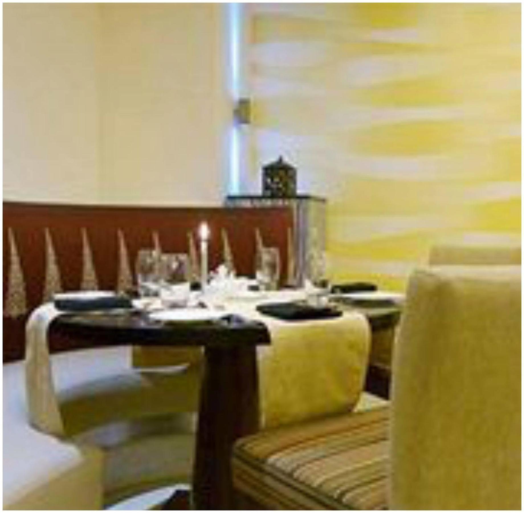 Vivanta Vijayawada, Mg Road Exterior photo